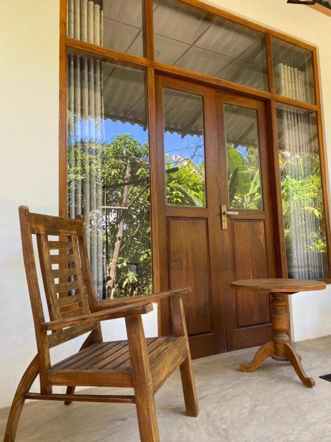 The Dale Mirissa Hotel Exterior photo