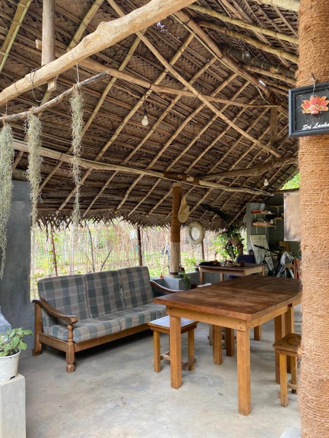 The Dale Mirissa Hotel Exterior photo