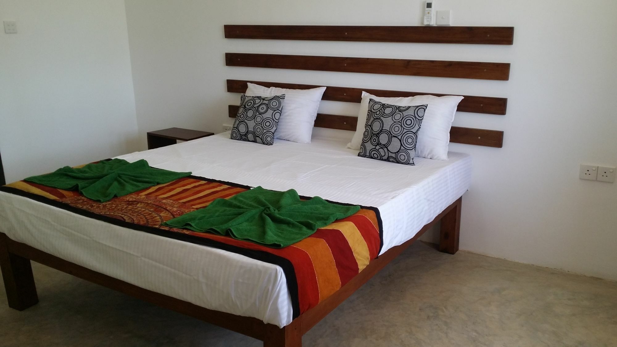 The Dale Mirissa Hotel Exterior photo